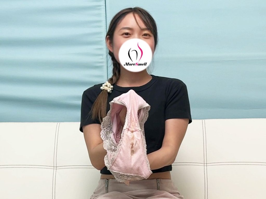 ミニマム歯科衛生士の秘密――ティッシュ付アナル、茶色染みアナル、びっしりマンカス全公開！ - 画像1
