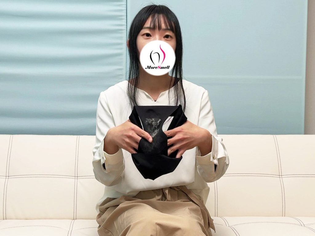 ん゛んん♥推しのために…と唸るような低音ボイスガチオナニー披露！ - 画像1