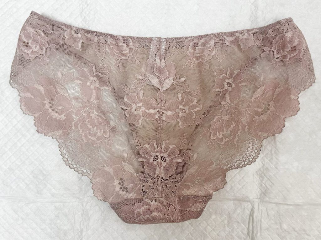 【オナラが止まらない】素朴なOLが生活費のために... - 画像3